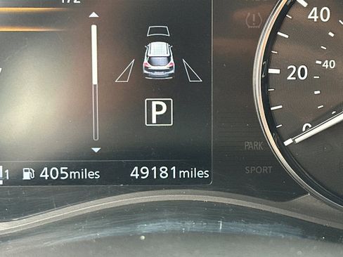 Used 2023 Nissan Kicks SR w/ SR Premium Package FWD image 28