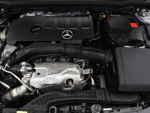 Used 2023 Mercedes-Benz CLA 250 4MATIC w/ Premium Package image 28
