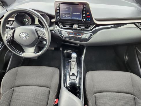 Used 2019 Toyota C-HR XLE FWD image 30