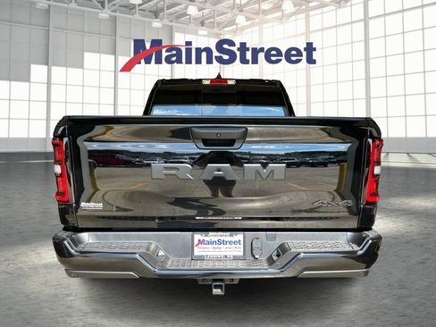 Used 2025 RAM 1500 Tradesman w/ Night Edition AWD/4WD image 4