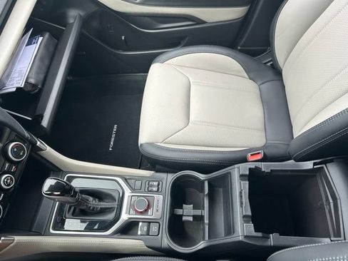 Used 2023 Subaru Forester Limited AWD/4WD image 19