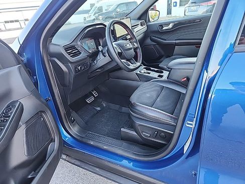 Used 2023 Ford Escape ST-Line Select w/ Tech Pack #1 AWD/4WD image 29