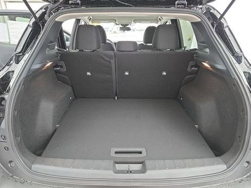 Certified 2025 Nissan Kicks SV FWD image 12
