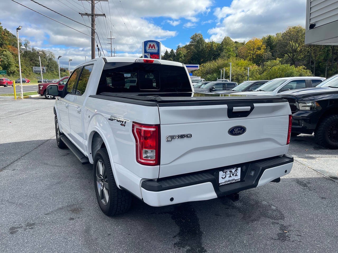 Used 2016 Ford F150 XLT w/ Equipment Group 302A Luxury AWD/4WD image 5