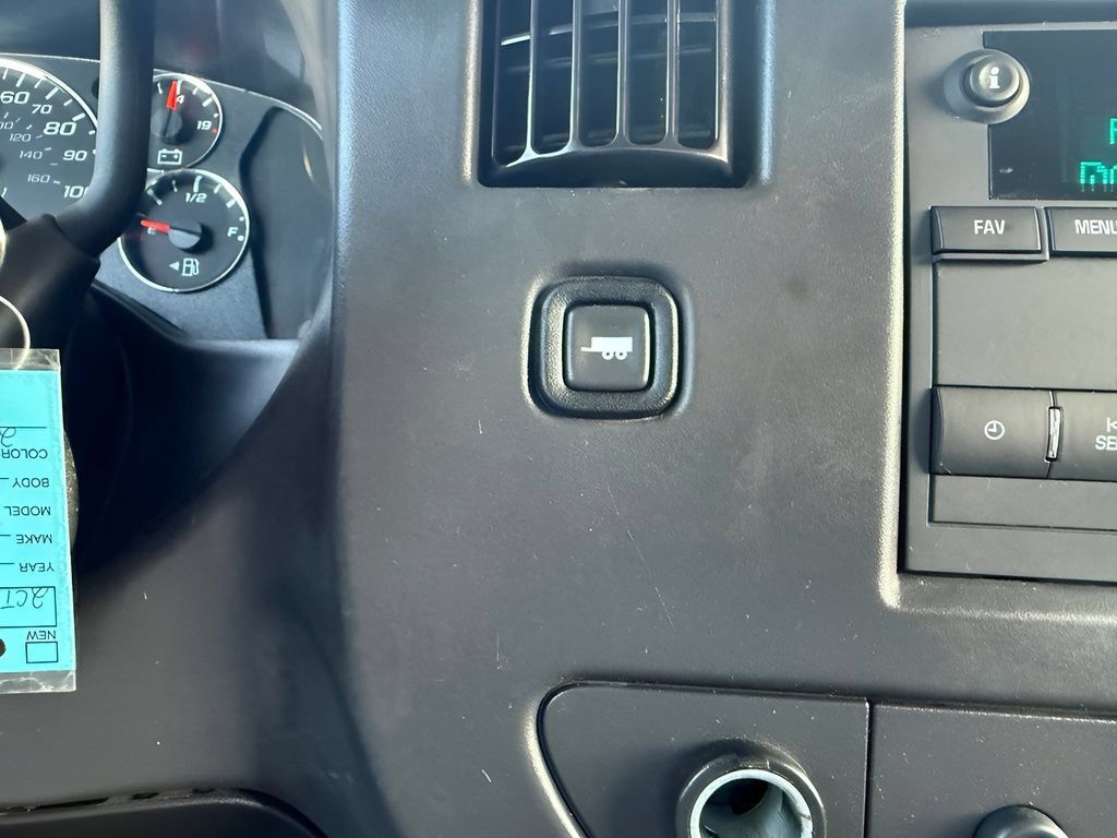 Used 2021 Chevrolet Express 2500 w/ Driver Convenience Package RWD image 19