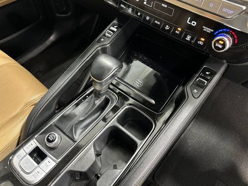 Used 2021 Kia Telluride SX w/ Towing Package FWD image 21