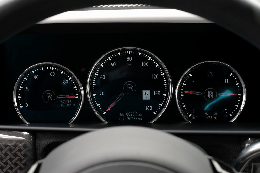 Used 2022 Rolls-Royce Cullinan Black Badge AWD/4WD image 17
