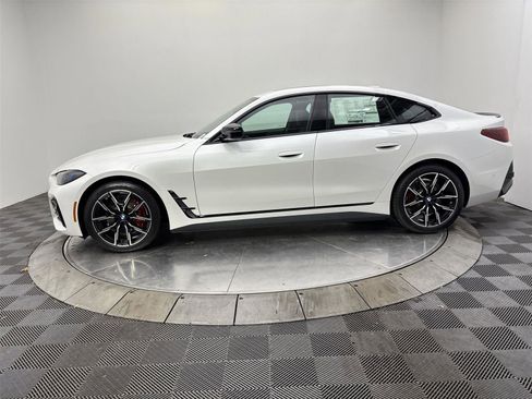 New 2025 BMW i4 xDrive40i w/ M Sport Package image 16
