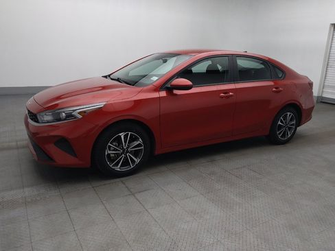 Used 2024 Kia Forte LXS FWD image 2