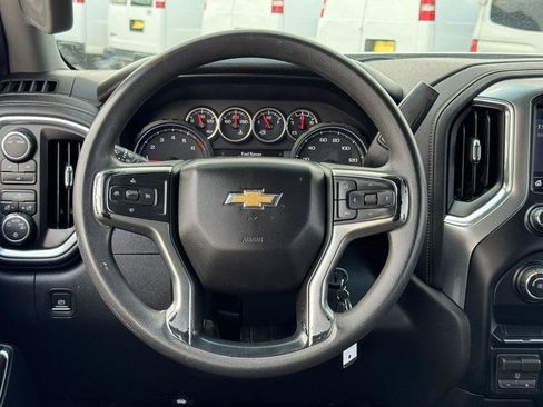Used 2021 Chevrolet Silverado 2500 LT AWD/4WD image 10