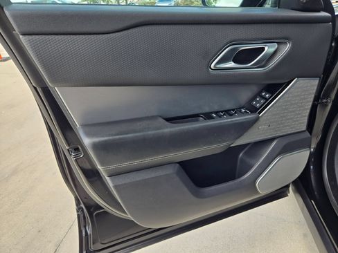 Used 2021 Land Rover Range Rover Velar R-Dynamic S AWD/4WD image 19