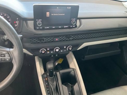 Certified 2023 Honda Accord LX image 12