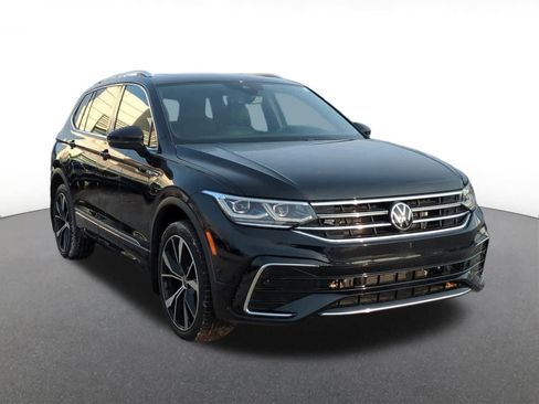 Used 2022 Volkswagen Tiguan SEL R-Line image 8
