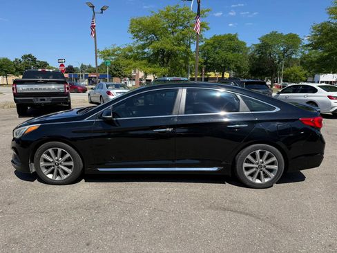 Used 2017 Hyundai Sonata Limited w/ Cargo Package FWD image 8