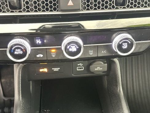 Used 2024 Honda Civic Sport image 13