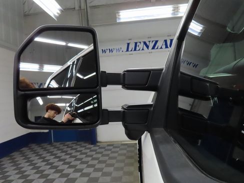 Used 2025 Ford F250 Platinum image 59