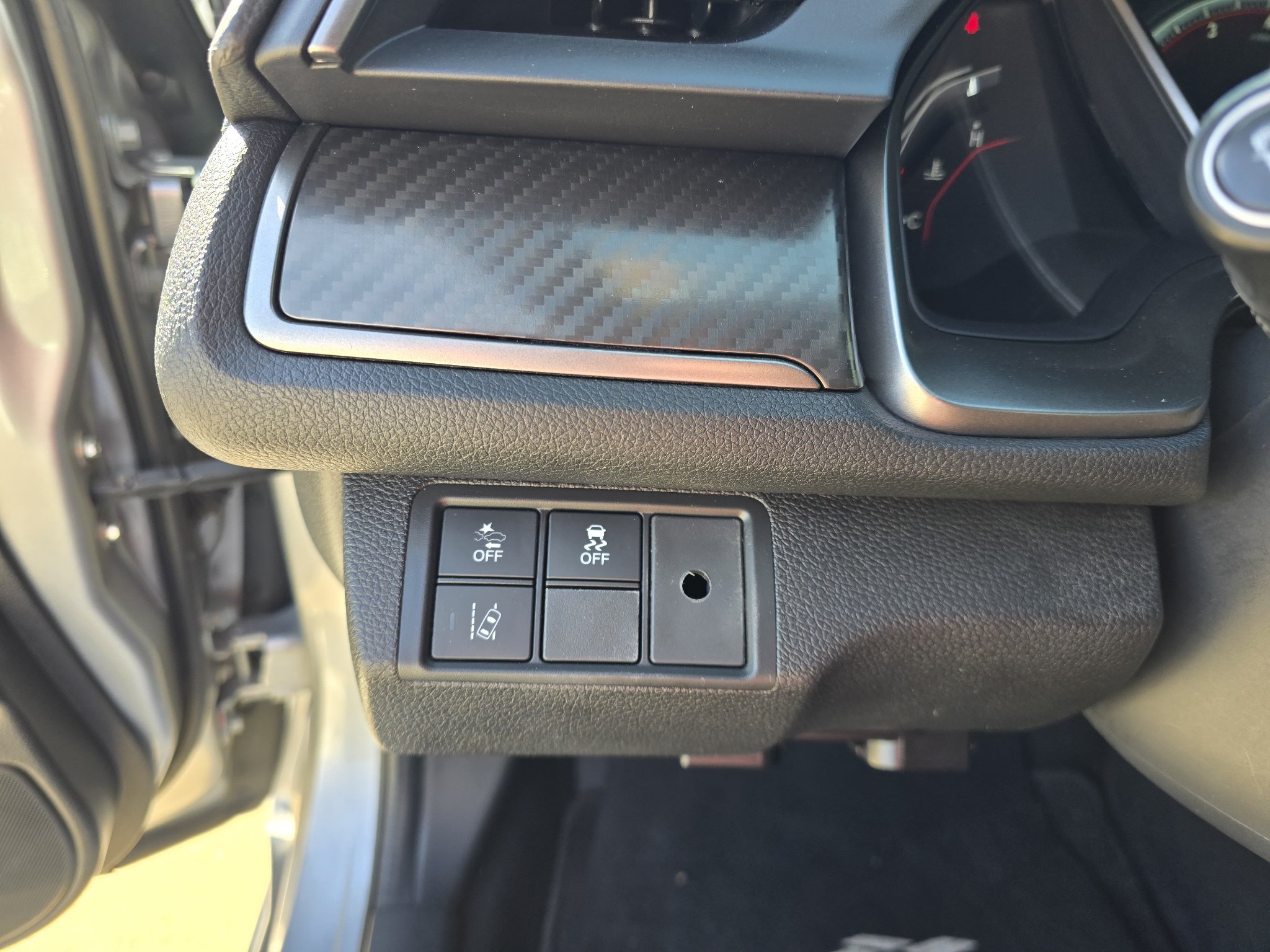 Used 2018 Honda Civic Sport Touring image 19