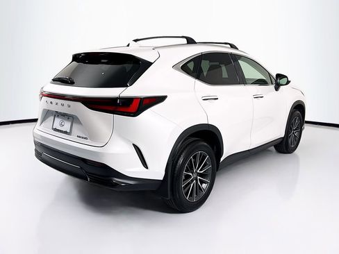 Used 2025 Lexus NX 250 FWD w/ Accessory Package (2T) image 5
