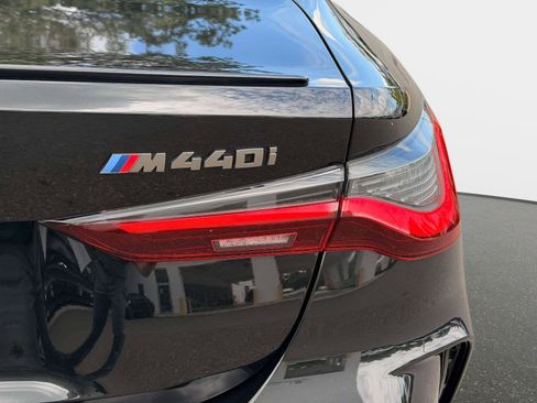 Used 2024 BMW M440i Coupe w/ Premium Package RWD image 20