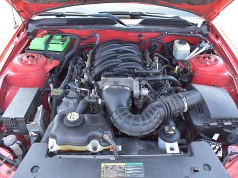 Used 2006 Ford Mustang GT image 19