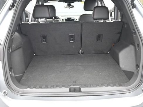 Used 2023 Chevrolet Equinox RS w/ RS Leather Package AWD/4WD image 13