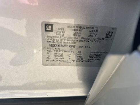 Used 2017 GMC Acadia Denali w/ LPO, Cargo Package AWD/4WD image 41