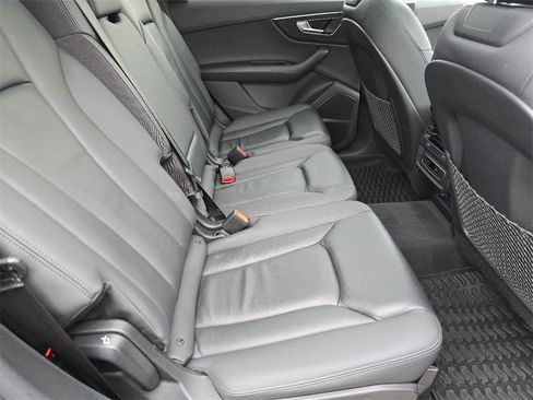 Used 2022 Audi Q7 3.0T Premium Plus image 21