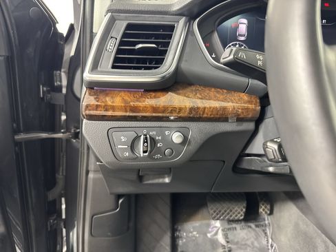 Used 2018 Audi Q5 Prestige AWD/4WD image 21