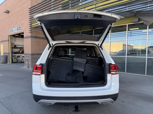 Used 2018 Volkswagen Atlas SE image 38