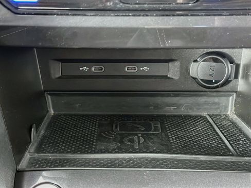 Used 2023 Volkswagen Tiguan SE FWD image 25