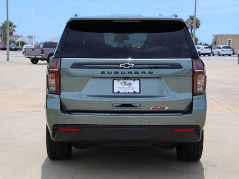 Used 2023 Chevrolet Suburban RST w/ Luxury Package AWD/4WD image 6