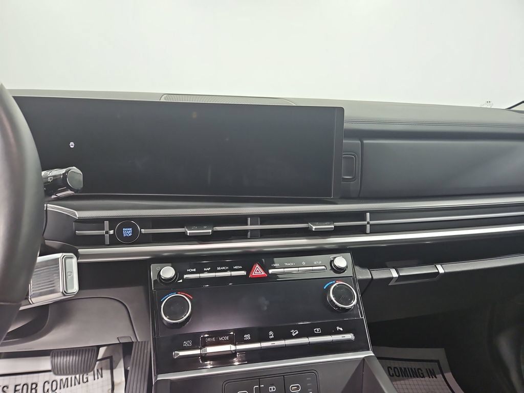 Certified 2025 Hyundai Santa Fe SEL AWD/4WD image 20
