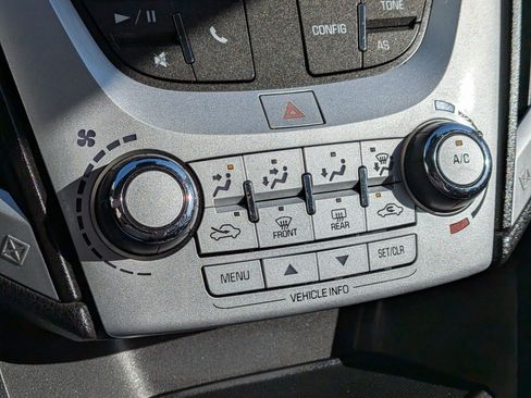 Used 2017 GMC Terrain SLE image 26