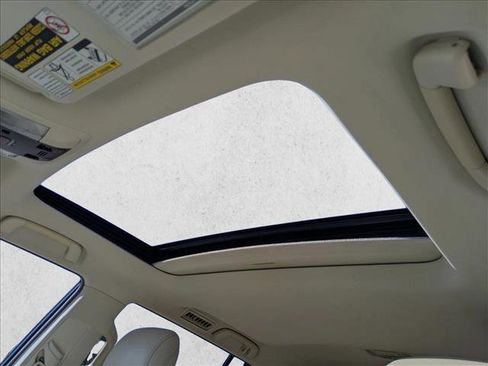 Used 2013 Lexus GX 460 image 16