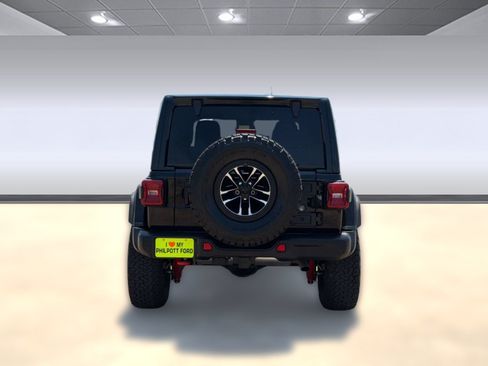 Used 2025 Jeep Wrangler Unlimited Rubicon AWD/4WD image 10