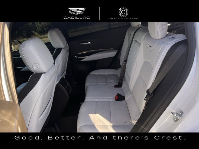 Used 2024 Cadillac XT4 Sport FWD image 31