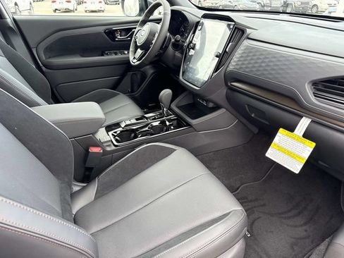 Used 2026 Subaru Forester Touring AWD/4WD image 17