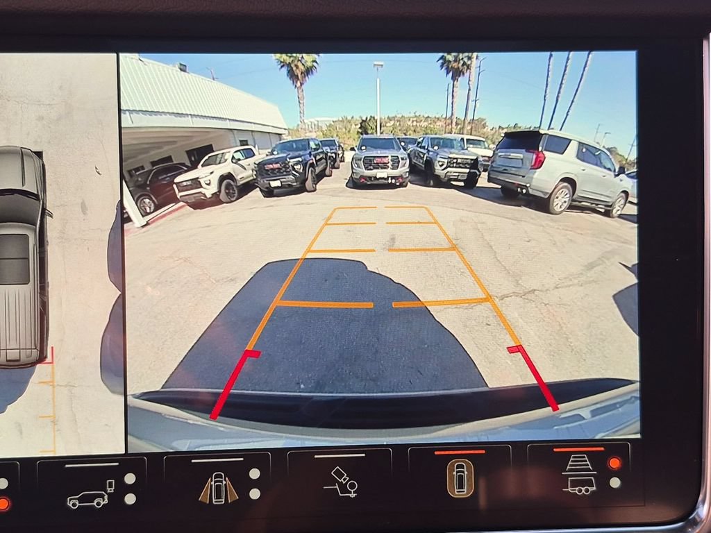 Used 2024 GMC Yukon Denali Ultimate AWD/4WD image 7