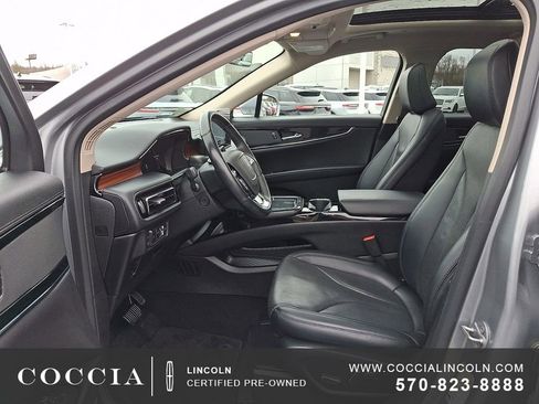 Certified 2022 Lincoln Nautilus Reserve AWD/4WD image 13