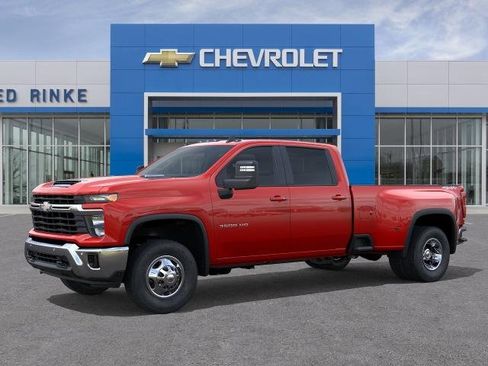 New 2026 Chevrolet Silverado 3500 LT AWD/4WD image 2