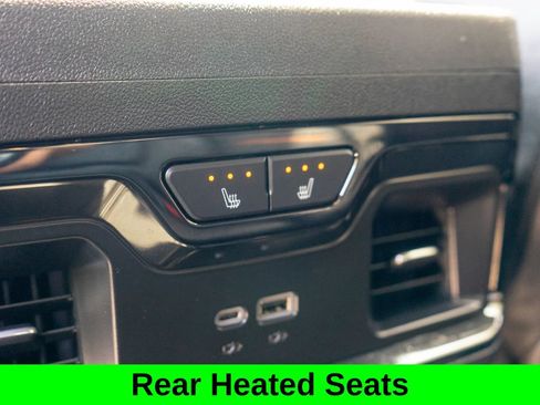 Used 2025 GMC Sierra 1500 AT4 w/ AT4 Premium Package AWD/4WD image 15
