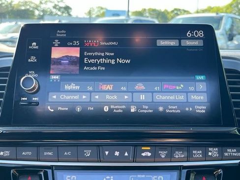 Used 2025 Honda Odyssey Sport-L image 38