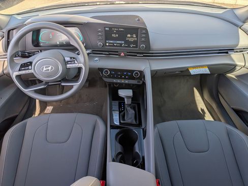 New 2026 Hyundai Elantra Blue image 20