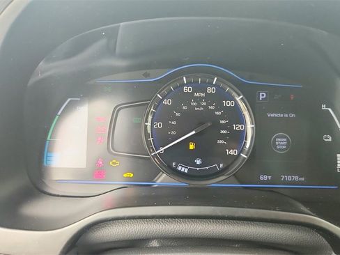 Used 2018 Hyundai Ioniq Blue image 17