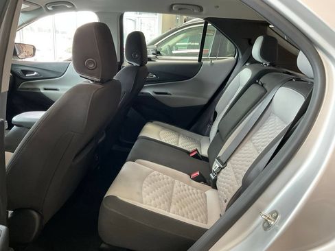 Used 2021 Chevrolet Equinox LS AWD/4WD image 21
