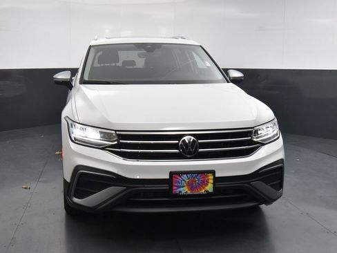 Used 2024 Volkswagen Tiguan Wolfsburg Edition AWD/4WD image 2