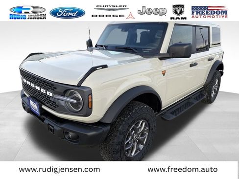 New 2025 Ford Bronco Badlands AWD/4WD image 1