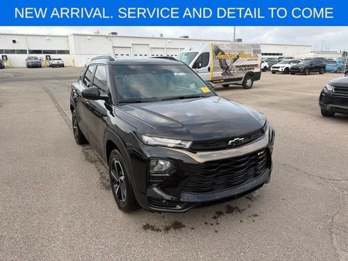 Used 2023 Chevrolet TrailBlazer RS w/ Convenience Package AWD/4WD image 6