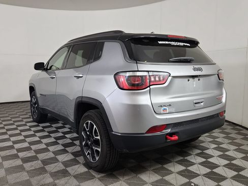 Used 2020 Jeep Compass Trailhawk AWD/4WD image 5