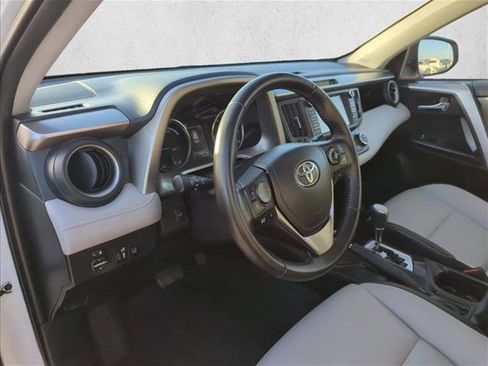 Used 2017 Toyota RAV4 Limited w/ Advanced Technology Package image 11